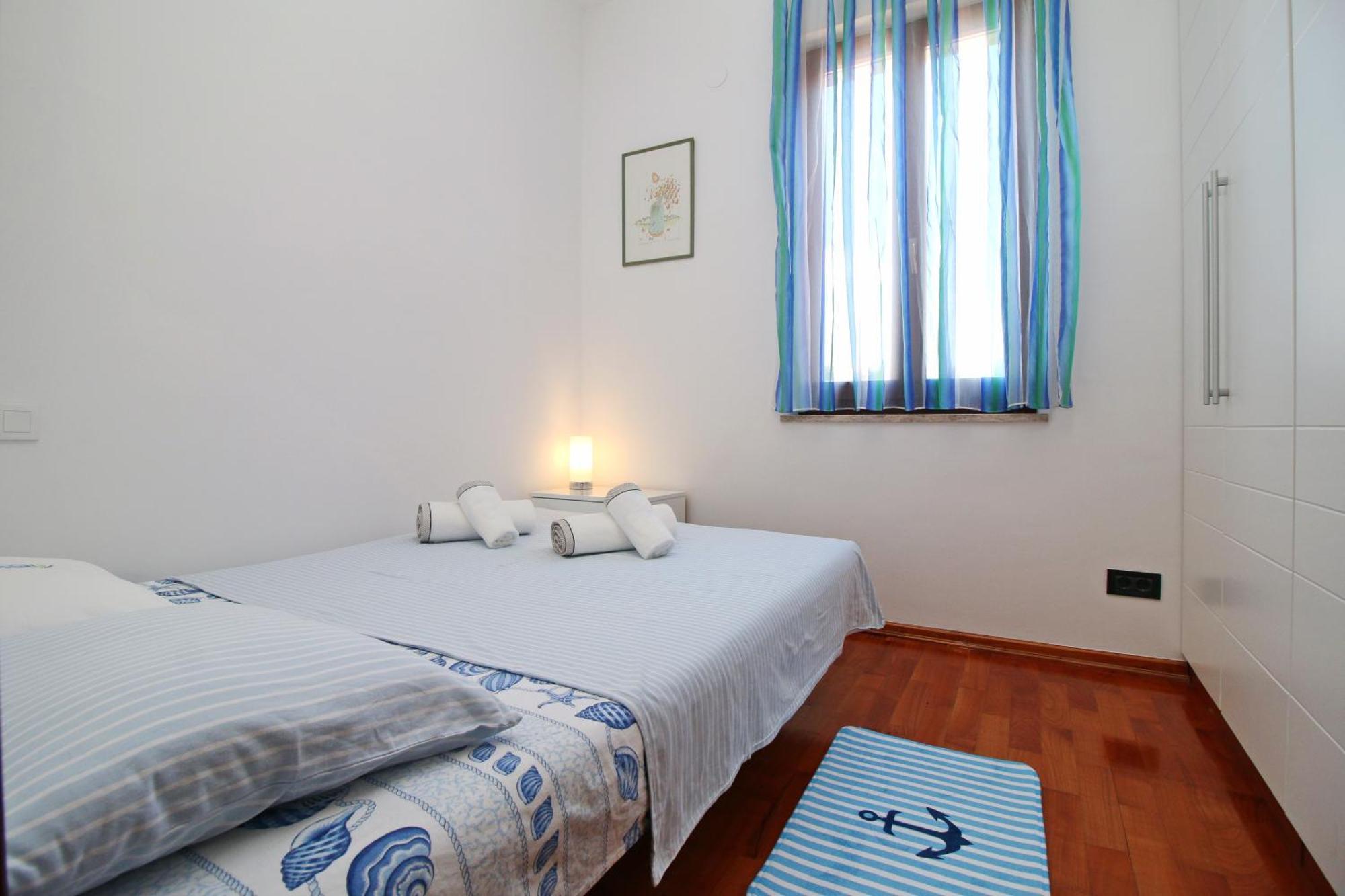 Polo Apartments โรวีน ภายนอก รูปภาพ